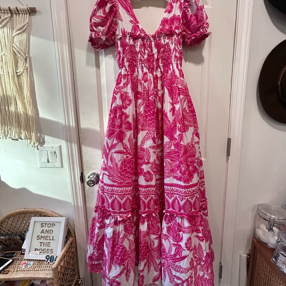 NWOT FARM Rio Tropical Woodcut Pink Maxi Dress Size X Small - Picture 4 of 4